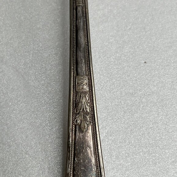 Wm Rogers & Sons AA 8”Serving Spoon MAYFAIR Pattern Silver Plate Antique - Picture 3 of 7